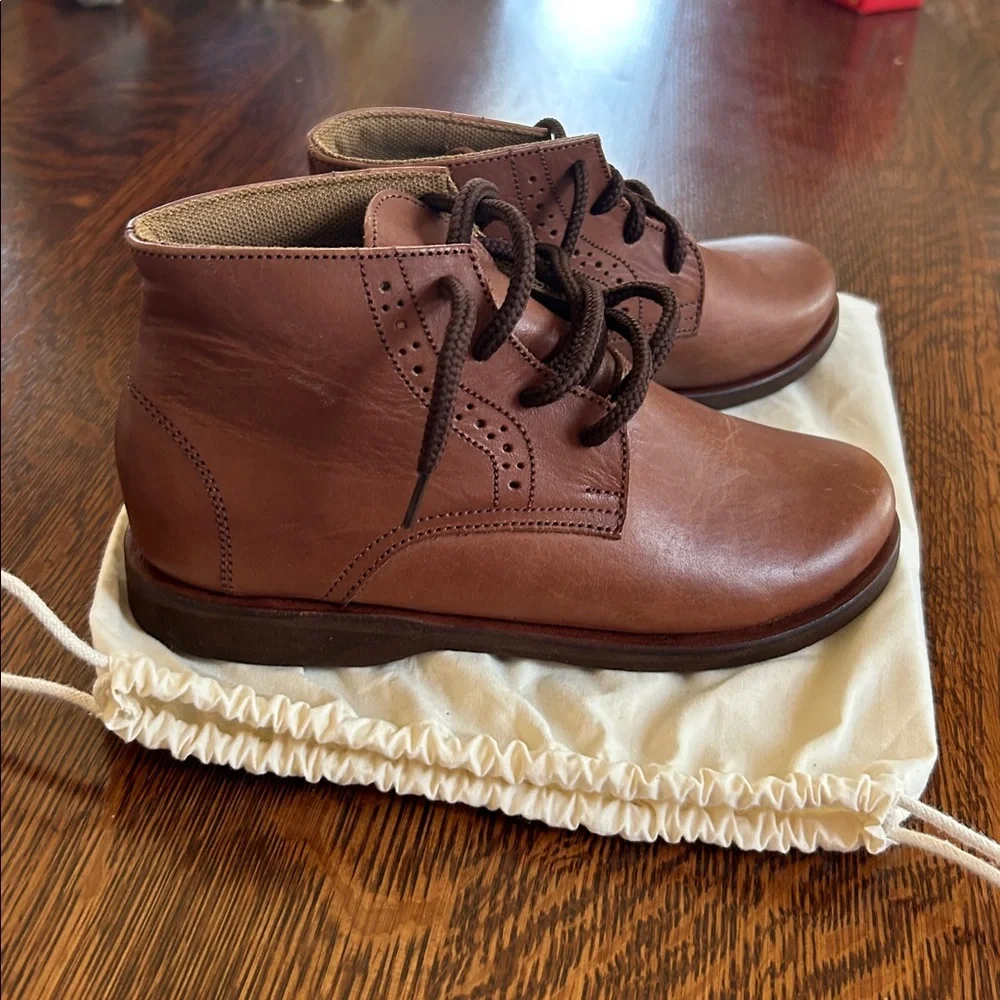 Adelisa & Co Children’s Boots, style Paseo, color Espresso, size 32(1 youth) NEW - Picture 2 of 6